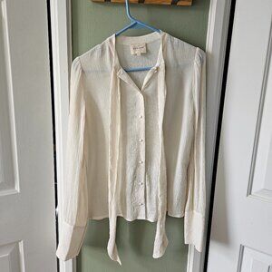 Sezane Ivory Off-White Silk Blouse 34 US 2 or XS Feminine Button Front Bow Tie